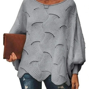 Knit Sweater Batwing Sleeve Crew Neck Sz small scalloped hemline loose fit New